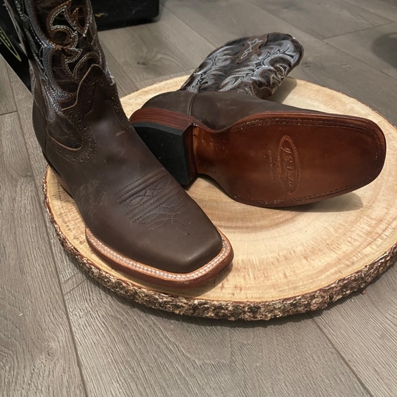 Cowgirl Boots - Picture 3 of 4